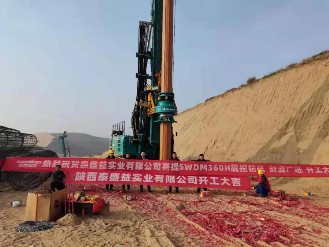 献力塞上江南!山河智能旋挖钻机参建银昆高速宁夏段 | 百年风华筑锦绣山河(4)