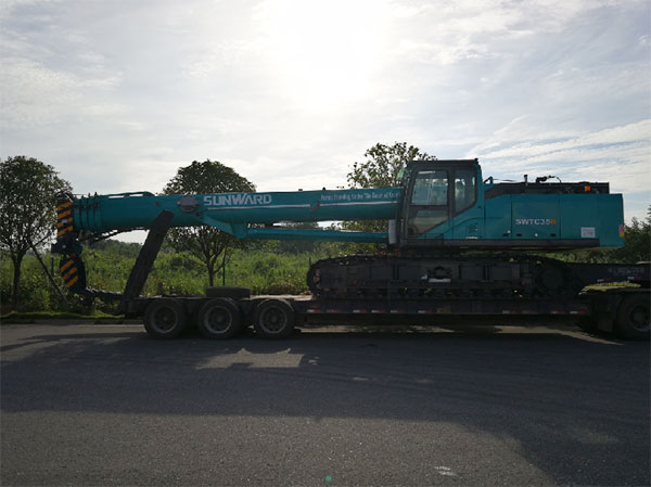 山河智能全新一代SWTC35B起重机征战越南