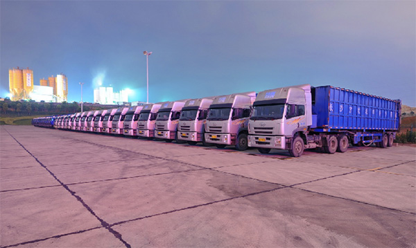 近百台山河智能垃圾转运车为长沙环卫升级