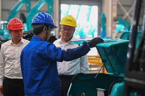 “智慧工厂”引领“生产节拍”——bet365亚洲官网智能一探究竟