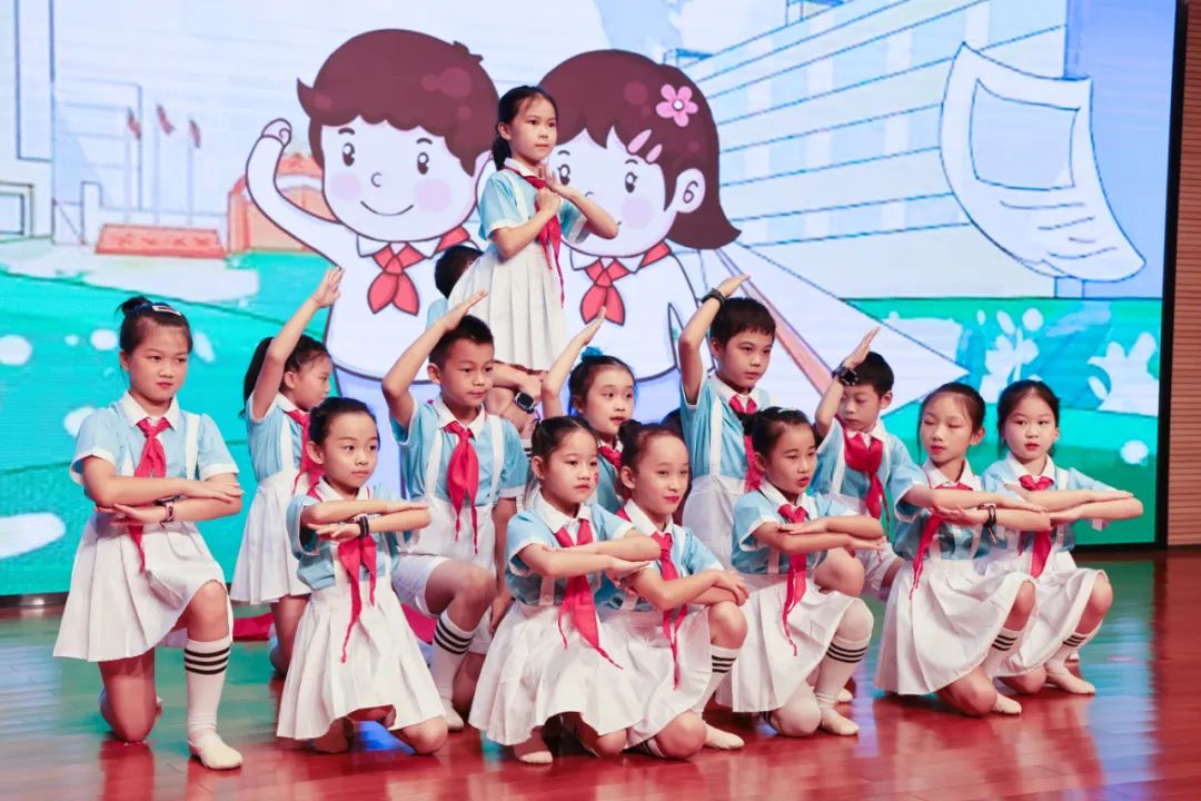 bet365体育投注，bet365在线体育投注 - 缤纷“暑”假，不负所“托”！山河智能职工子女暑期托管班结业啦